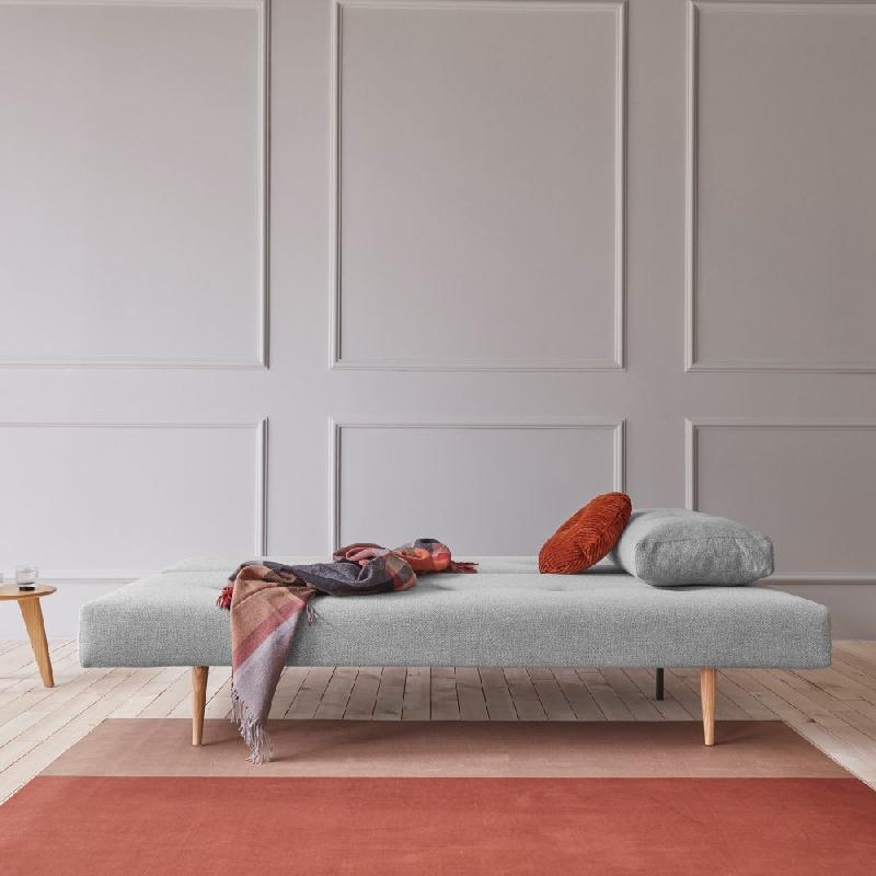 Innovation Living - Canapé design Recast Plus gris clair convertible lit 200x140 cm avec piétement noyer et housse de rangement_2
