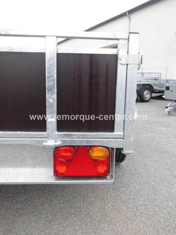 Remorque LIDER côtés bois - 2 essieux - PTAC 750kg - 250 x 132 cm - Référence SARIS_WOODY_BT75_2