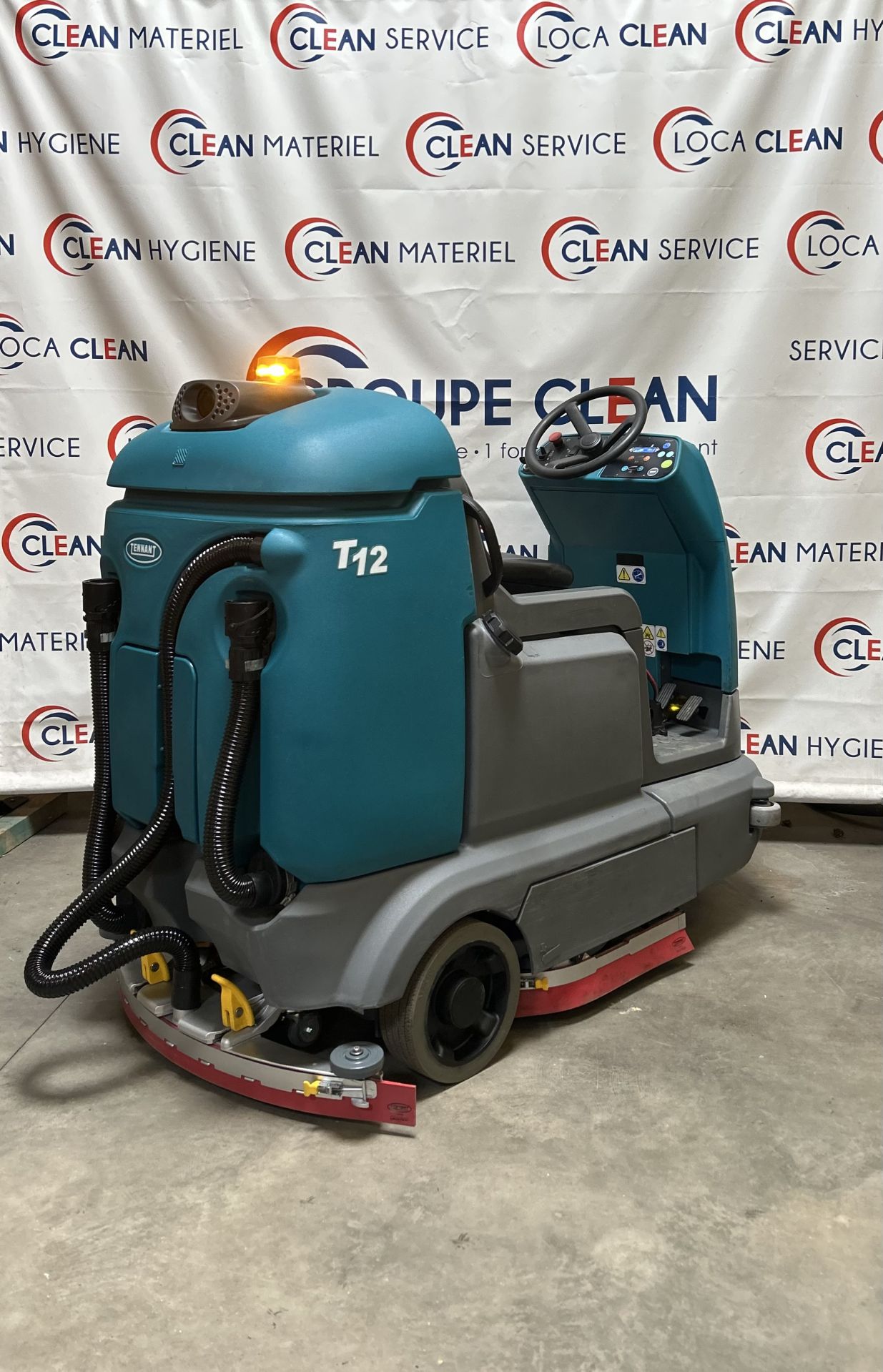 Autolaveuse TENNANT T12 Groupe Clean_2