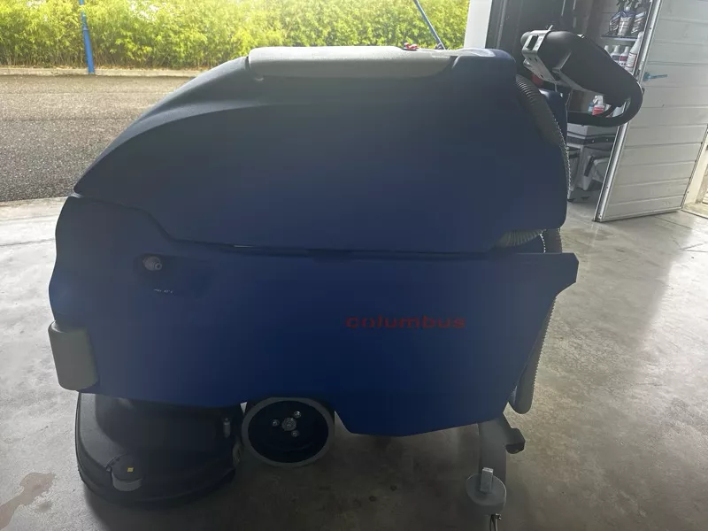 Autolaveuse d'occasion Columbus RA85BM90_2