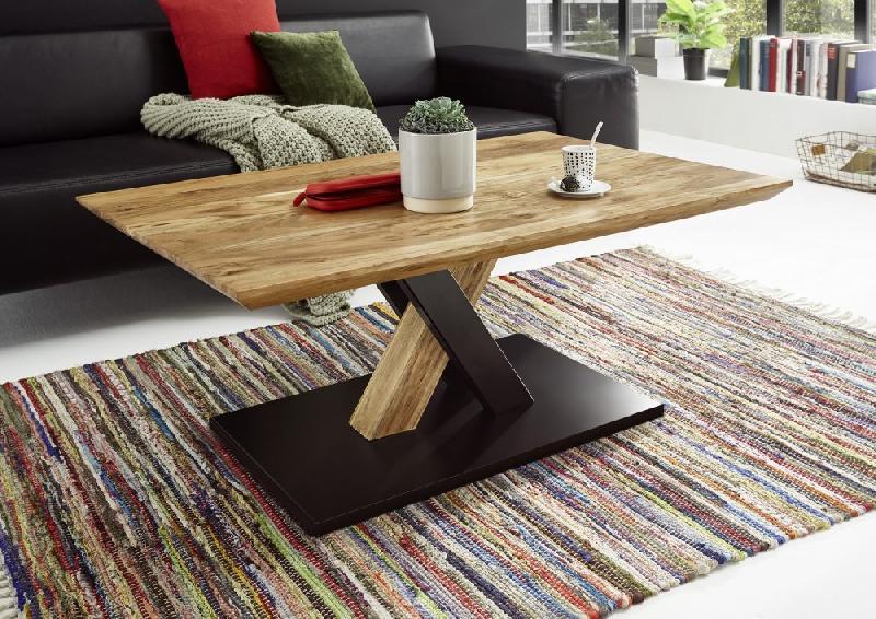 Table basse design Maverick - chêne sauvage acacia, piétement bicolor noir mat/acacia, roulettes intégrées_2