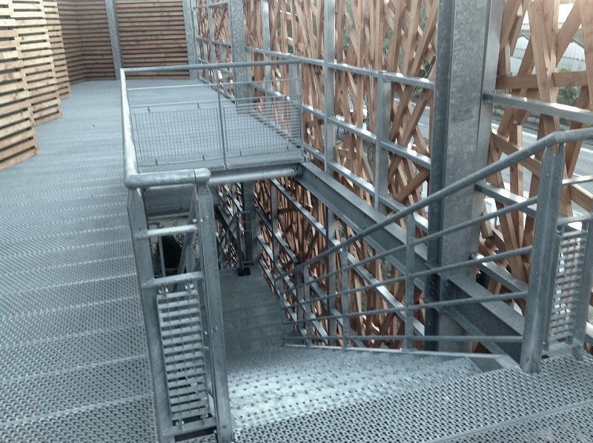 Grille de sécurité antidérapante standard ou sur-mesure - 7 modèles disponibles conformes aux normes de sécurité_2