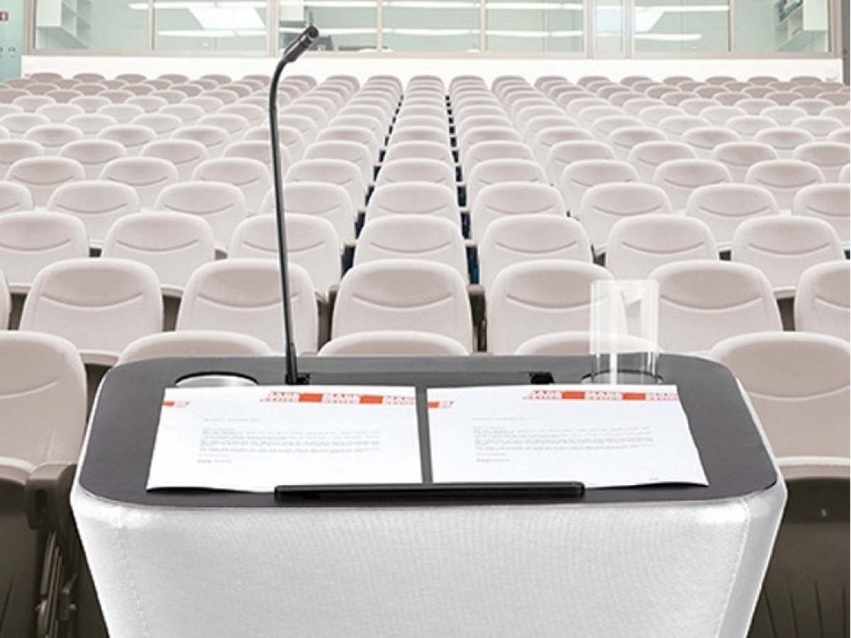 Pupitre de conférence design NAGOYA - Confortable, équilibré et équipé de multiples accessoires_2