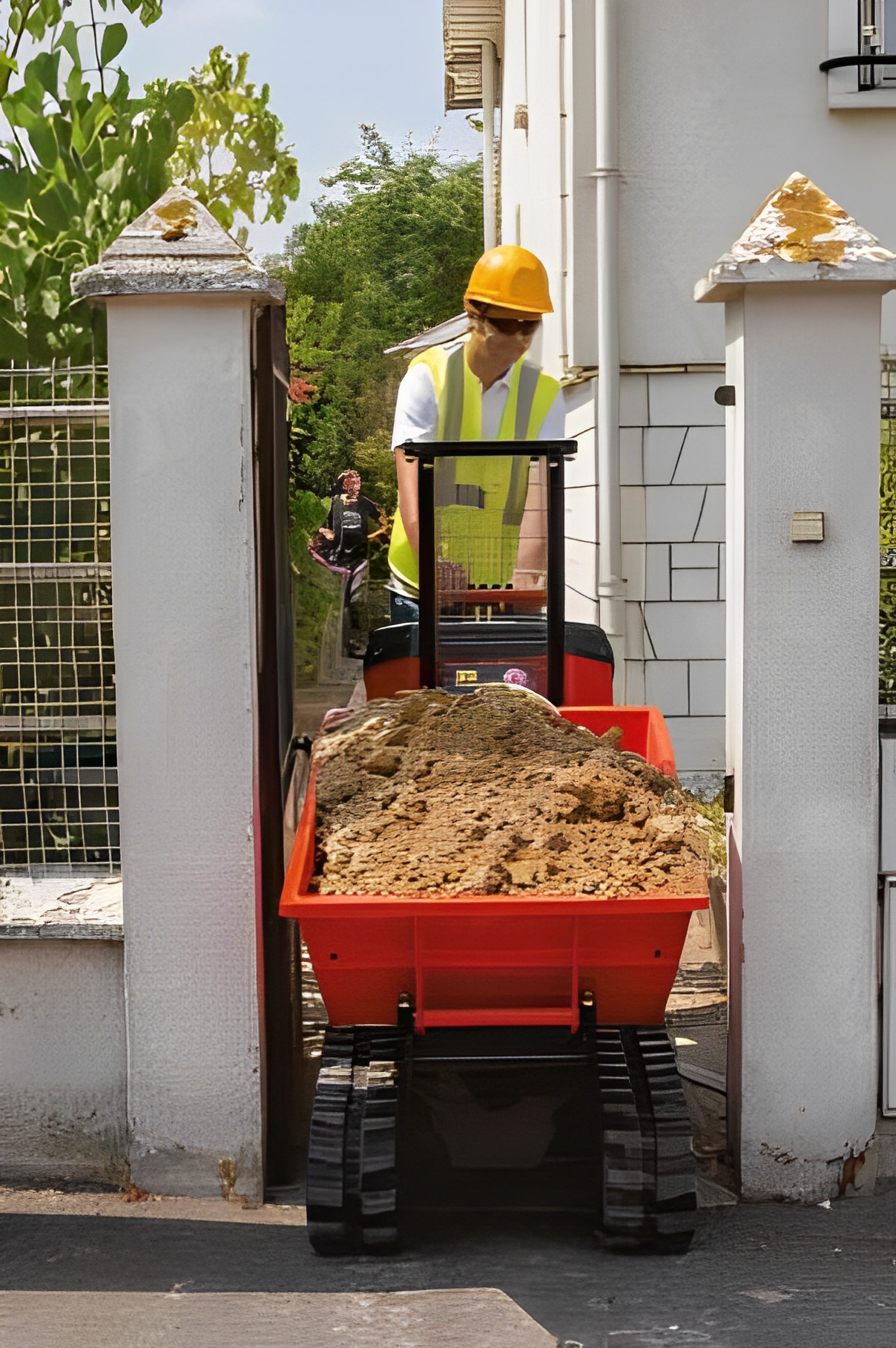 Transporteur sur chenilles Kubota avec système de déversement à 88°