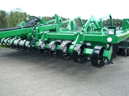 Dh 400 - déchaumeur à disque kivi-pekka - pel tuote - largeur de travail 4m_2