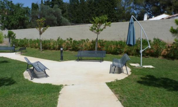 Banc public en métal classique norcor fontainebleau_2