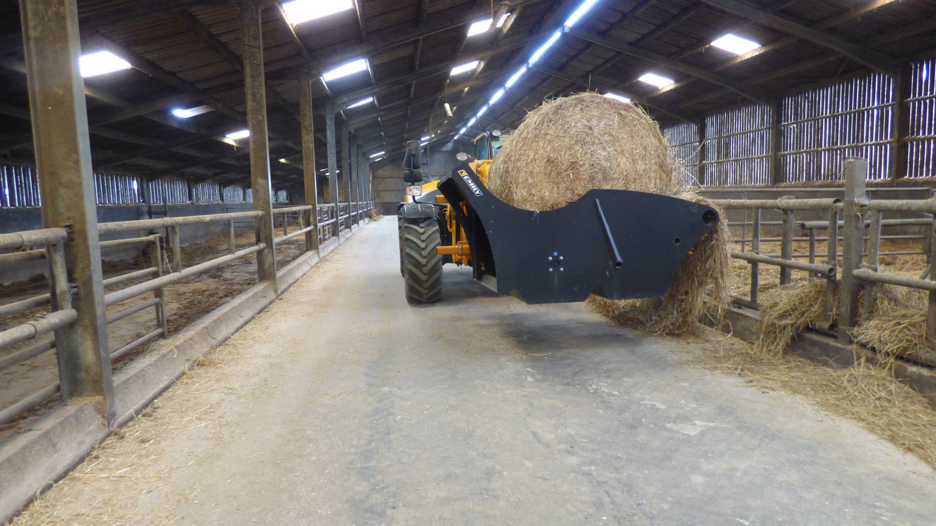 Pick & go dérouleuse pailleuse- emily - droite et gauche_2