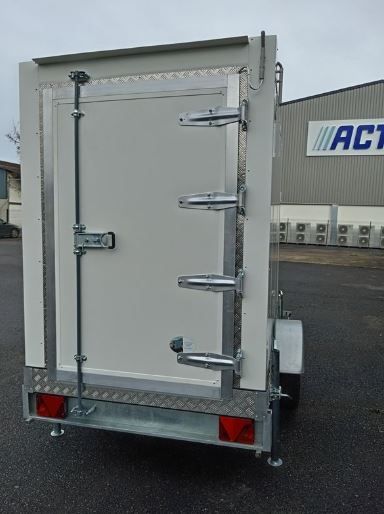 Remorque frigorifique surgelée simple essieu 1300kg - Arno 19 - Dimensions intérieures 2m30 x 1m20 x 1m67_3