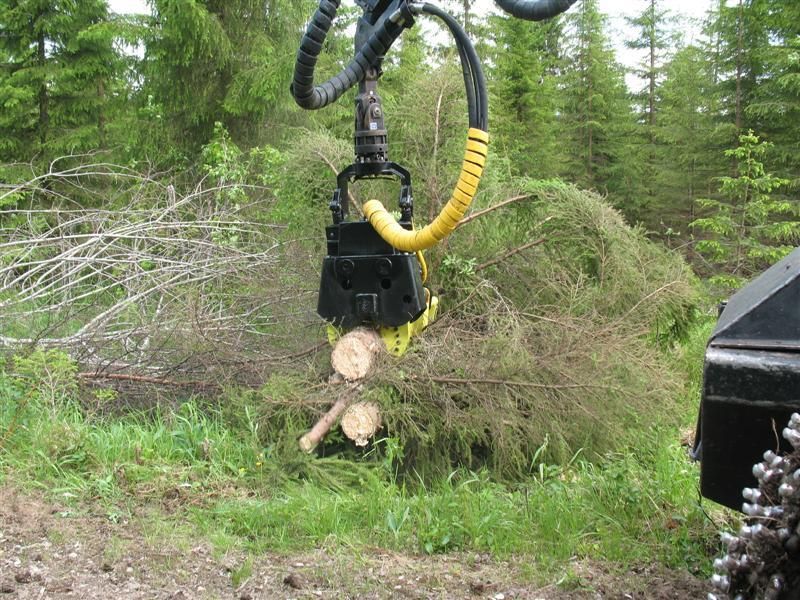 AFM 220 - Tête d'abattage de biomasse rapide et efficace - Largeur max. 1150 mm - AFM Forest_2