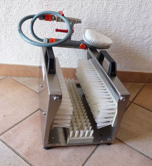 Lave-bottes pour le transport - compact, mobile et robuste en acier inoxydable_2