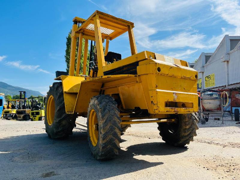 PORTHOS Chariot élévateur D20_2