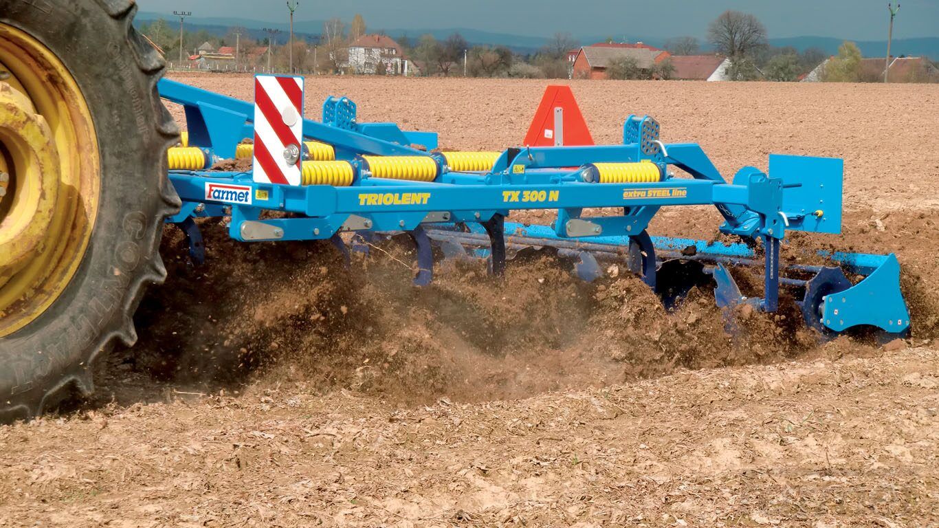 Triolent ns - cultivateur agricole - farmet a.S - largeur de travail	 3000 à 4700 mm_2
