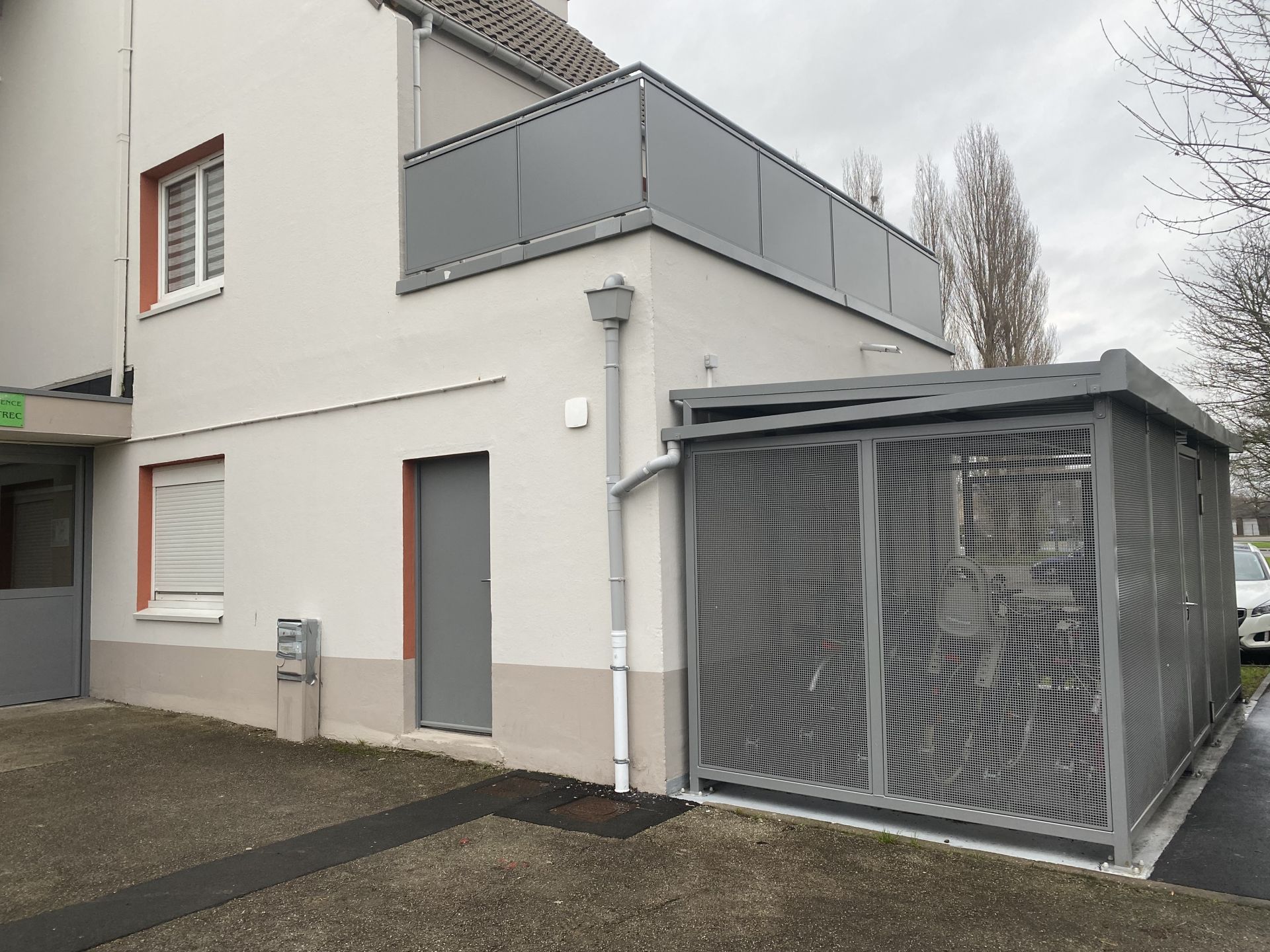 Abris Ecovelo - Locaux vélos ou deux roues standards ou sur mesure en acier galvanisé peint ou métal déployé_2