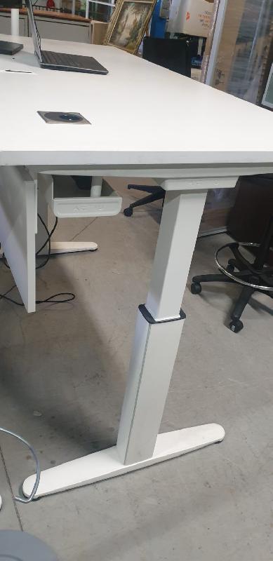 Bureau assis debout électrique d'occasion ACTIU Mobility - ajustable de 65 à 130 cm - 160x80 cm - blanc_2