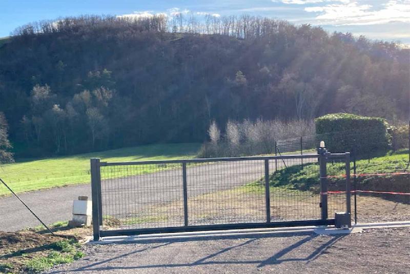 Portail coulissant grillagé - 16000 / 2250_2