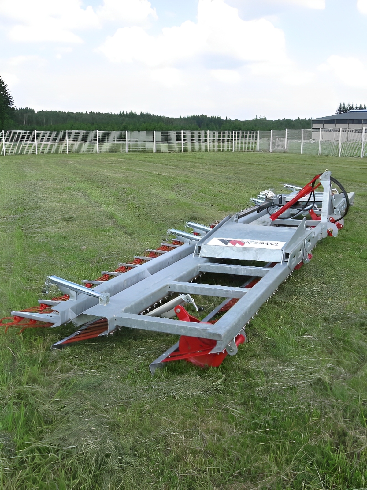 Ébouseuse Bottin - Magrimat - Herse agricole galvanisée - Adaptée tous terrains et toutes saisons_2