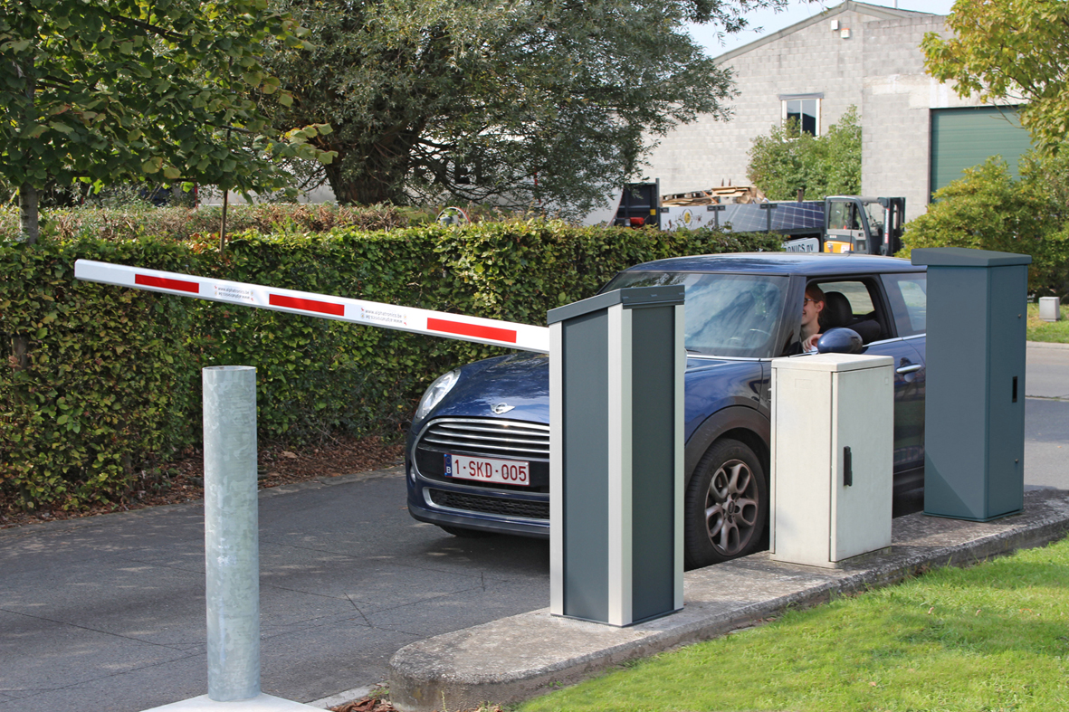 Barrière levante Smart-One - modulaire, usage intensif, ouverture rapide et silencieuse_2