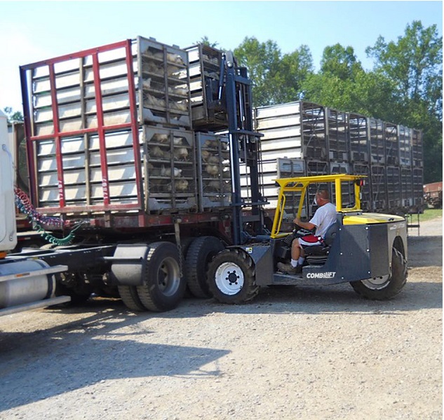 Chariot élévateur Combilift Combi-RT - tout terrain, garde au sol élevée, capacité 1500 à 3500 kg_2