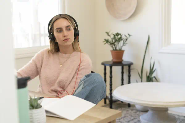 Micro-casque Poly Blackwire 8225 stéréo USB-C certifié Microsoft Teams + adaptateur USB-C/A_2