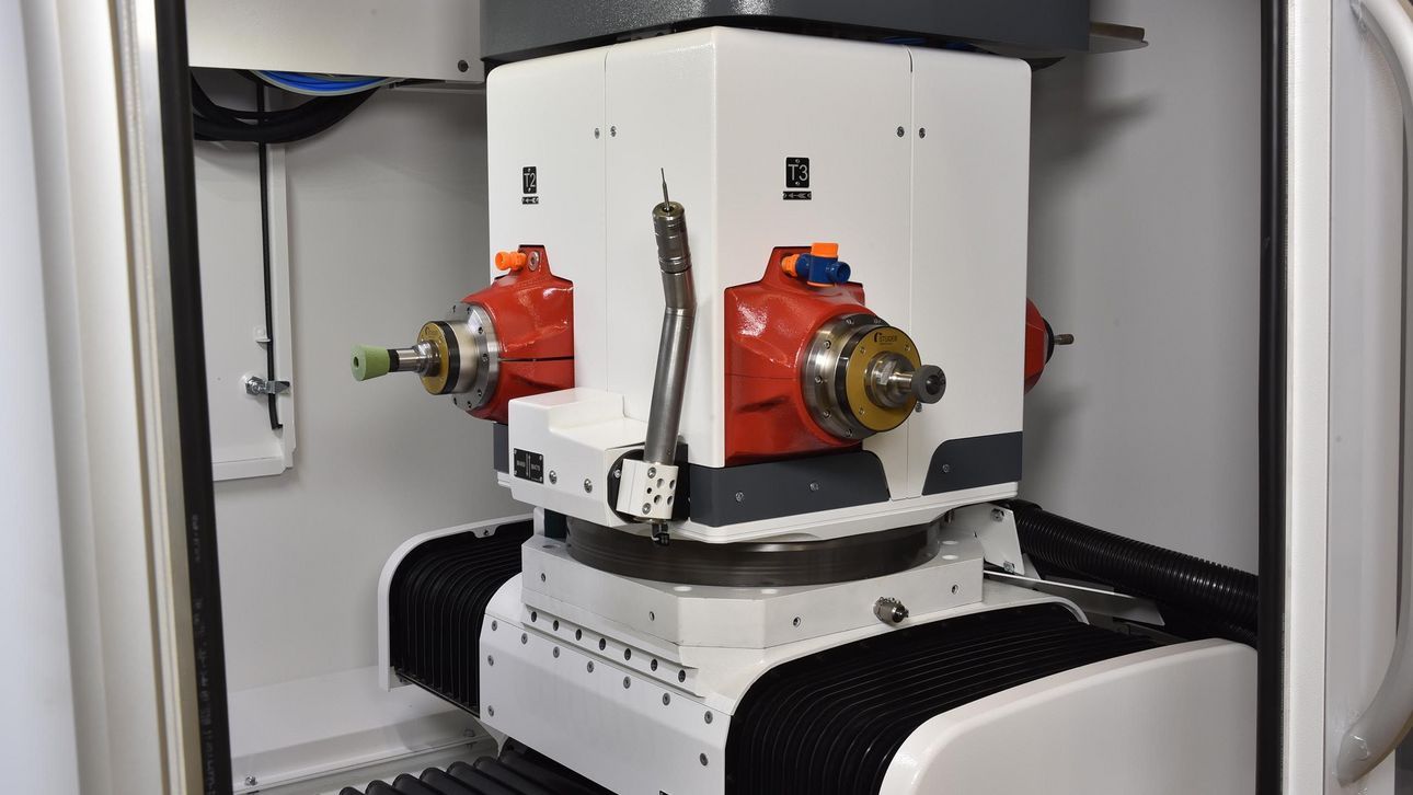 S121 Rayon - Rectifieuse cylindrique - United Grinding - Hauteur des pointes 150 mm - Rectification intérieure, plane et extérieure_2