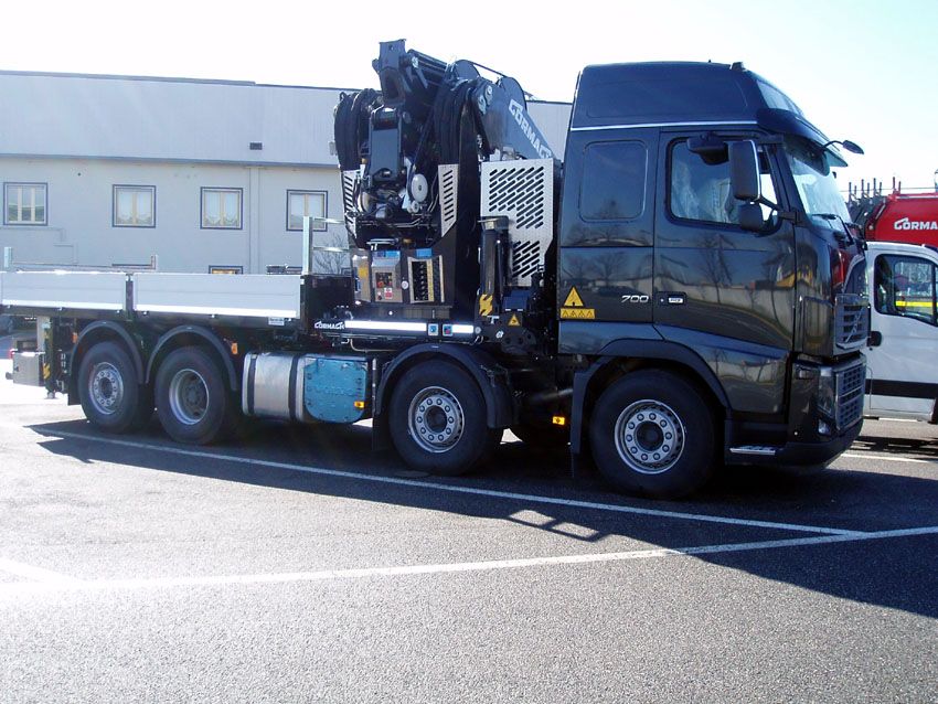 Grue auxiliaire Serie 135000 E ASC PLUS - E8F306 - Cormach - pression 310 bar - moment statique max 136300 daN/m_2