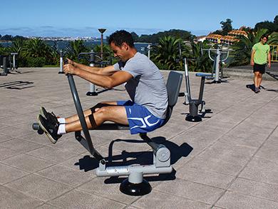 Urba Gym Rameur Fitness - Acier peint à la poudre - Dimensions 1,3 x 1,01 x 1,02 m - Renforcement des bras, épaules et pectoraux_2