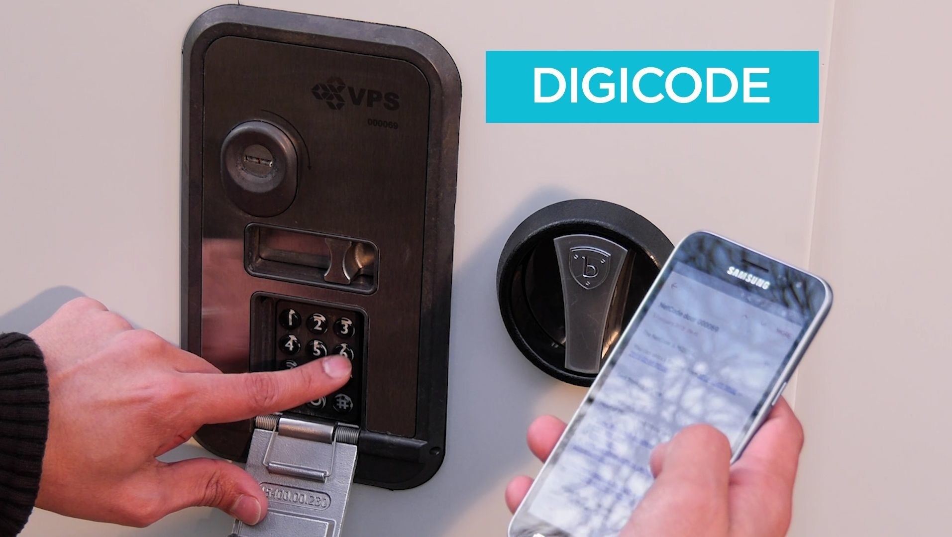 Porte anti-squat très résistante équipée d'une serrure électronique bluetooth, dévérouillable avec code à 6 chiffres à saisir - VPS SmartDoor_2