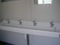 Bungalow de chantier / sanitaire - Douche, WC, urinoirs, lavabo et chauffe-eau - Longueur 2.5 à 6m_2