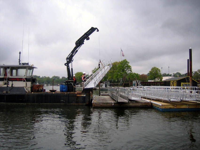 Série 16600E Grue Auxiliaire - Cormach - Pression 270 bar, 6180 mm et Capacité de 6700 kg_2
