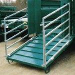 Betaillere 2 essieux - remorque bétaillère - mazeron - pont hydraulique de 2.20m de long_2