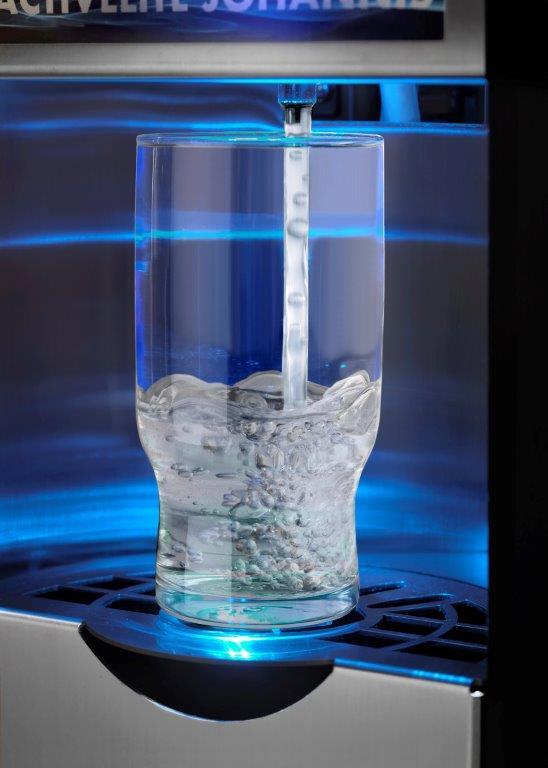 Machine à boissons avec réservoir de 2x3 litres de concentré