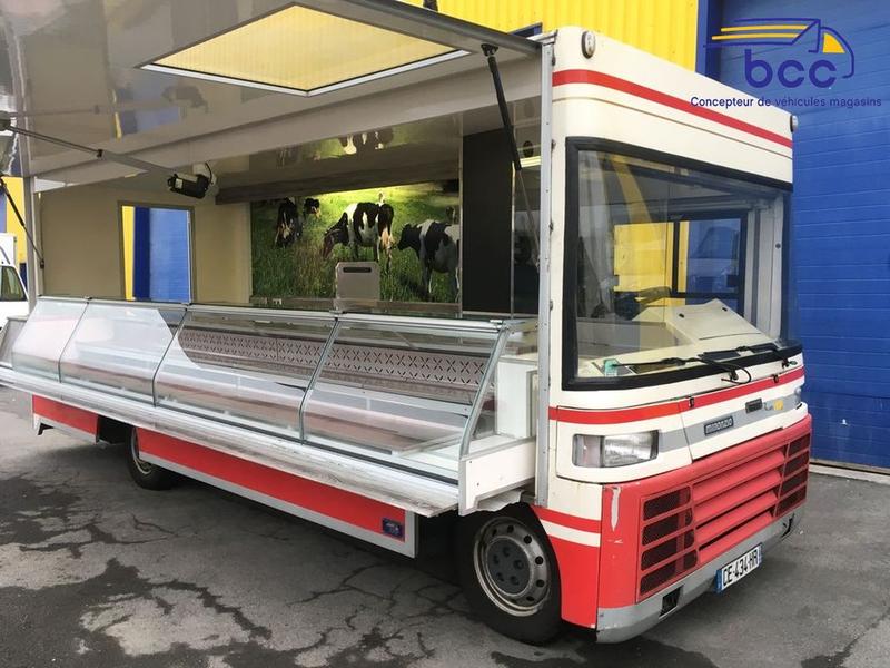 Camion marché panoramique 6m – Vitrine réfrigérée 5m + réserve réfrigérée – Minonzio Top 3512 - occasion_2