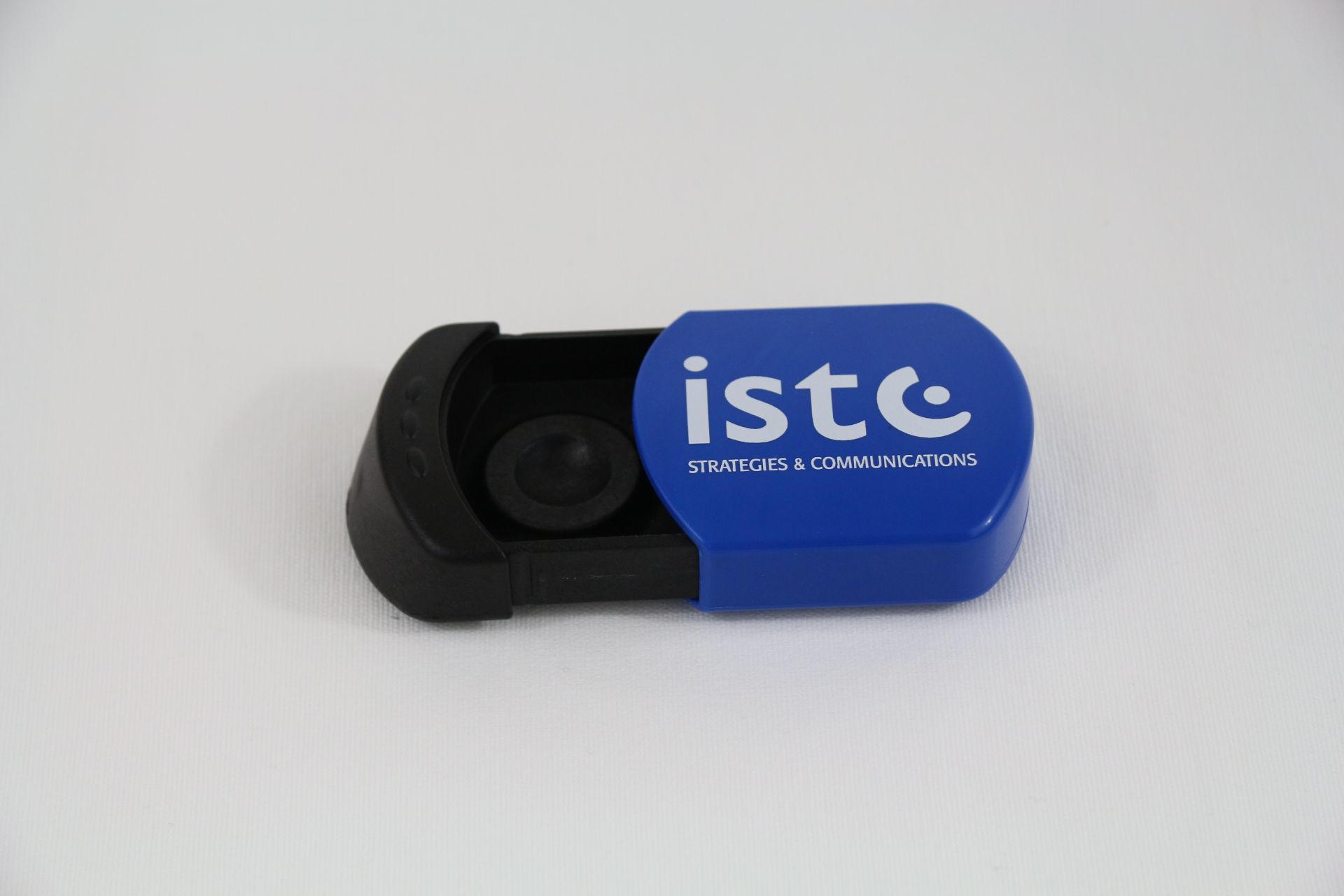 Cendrier de poche slide_2