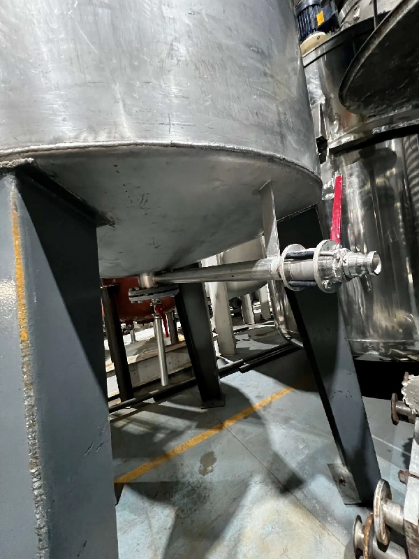 Cuve inox 5000 litres avec agitation et veste d'occasion - référence : c7225_2