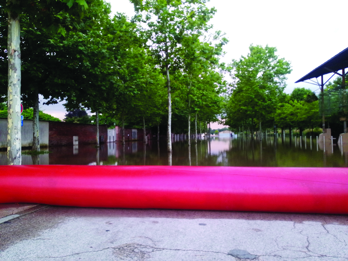 Barrière anti-inondation brevetée pour sites industriels