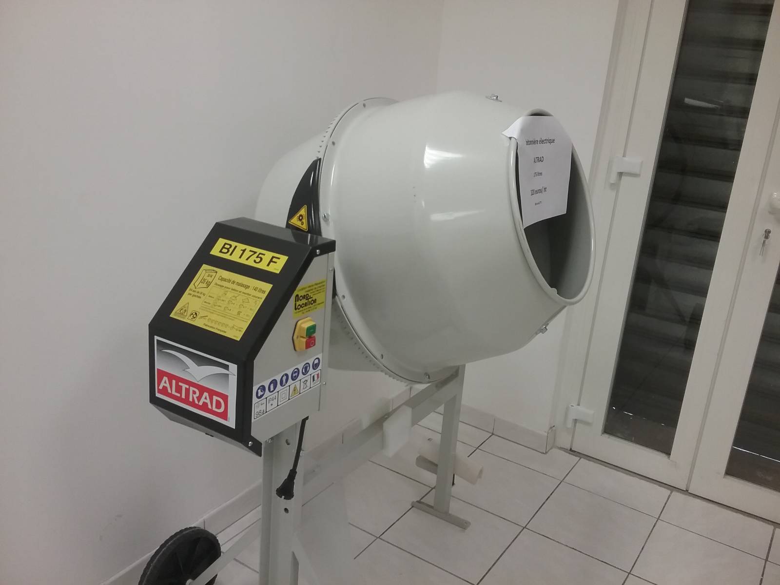 Bétonnière semi-professionnelle ALTRAD BI 175 F - 160 L - versions électrique et essence - couronne en fonte - châssis renforcé_2