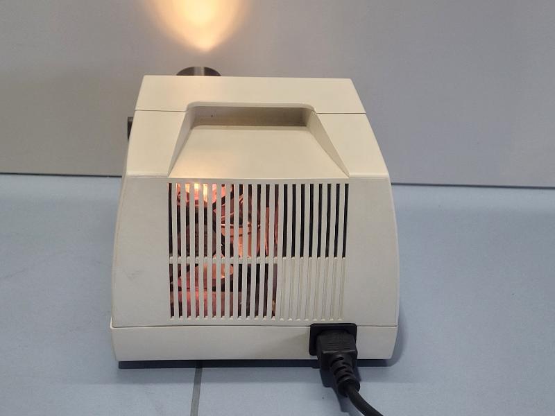 Source de lumière froide SCHOTT KL1500 COMPACT_2