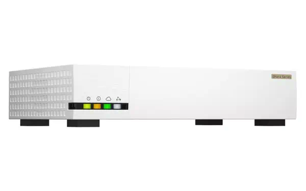 QNAP QHora-322 Routeur connecté 2.5 Gigabit Ethernet, 10 Gigabit Ethernet Blanc_2