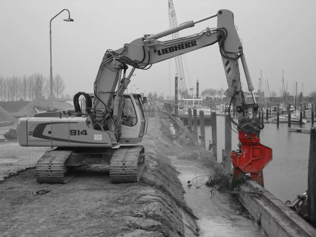 Cisaille de démolition combi, compatible avec des pelles de 15 à 70 tonnes_2