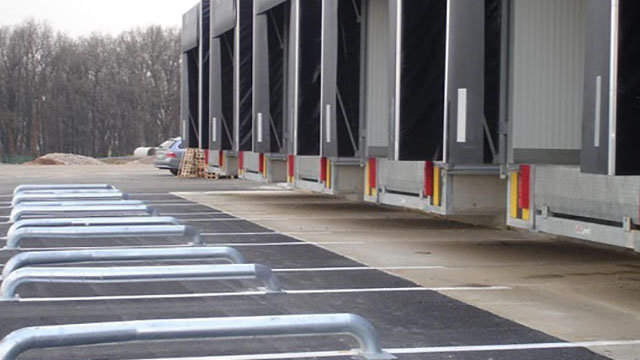 Guide-roues en acier pour quais de chargement - tubes scellés ou vissés_2