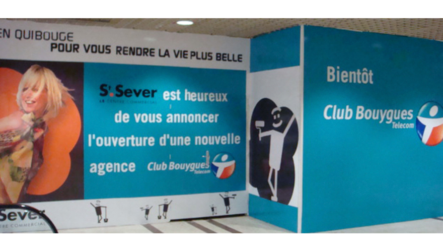 Habillage de palissade en adhésif - PANO Nice ouest : communication efficace et économique_2