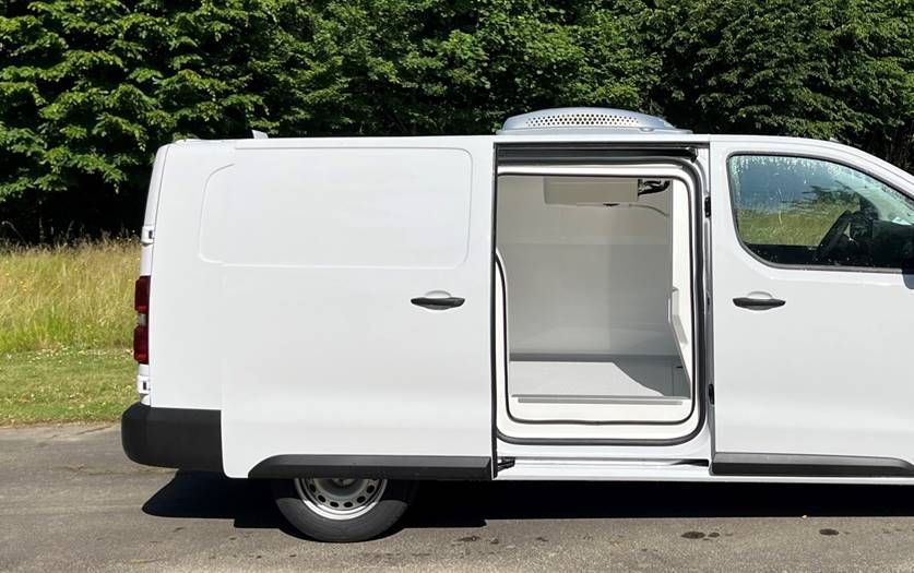 Véhicule frigorifique Cellule intégrée IsoCity – Opel Vivaro_2