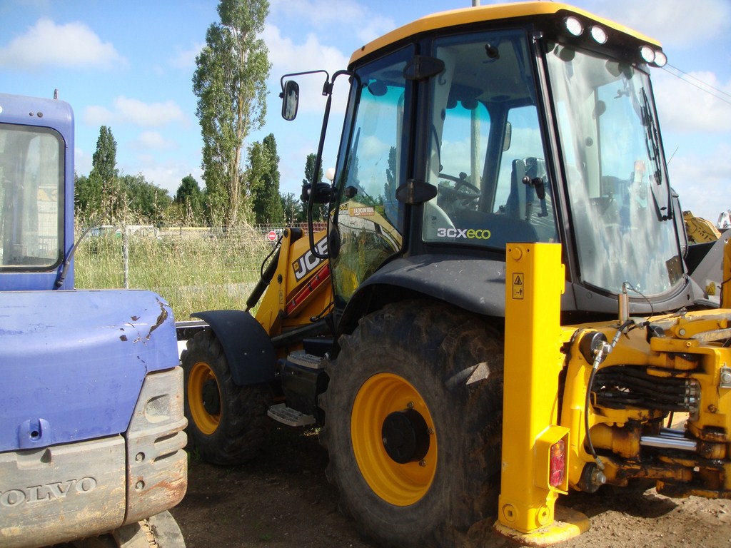 Tracto-pelle jcb 3cx_2
