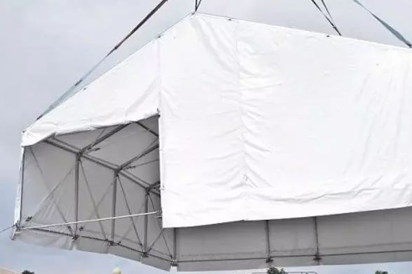 Abri ou tente industrielle tout terrain, légère et grutable - 8.5, 10.5 et 12.5 m de portée libre - Mobicover_2