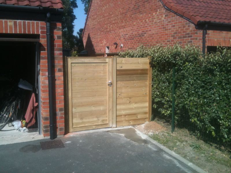 Destombes bois - clôture bois_2