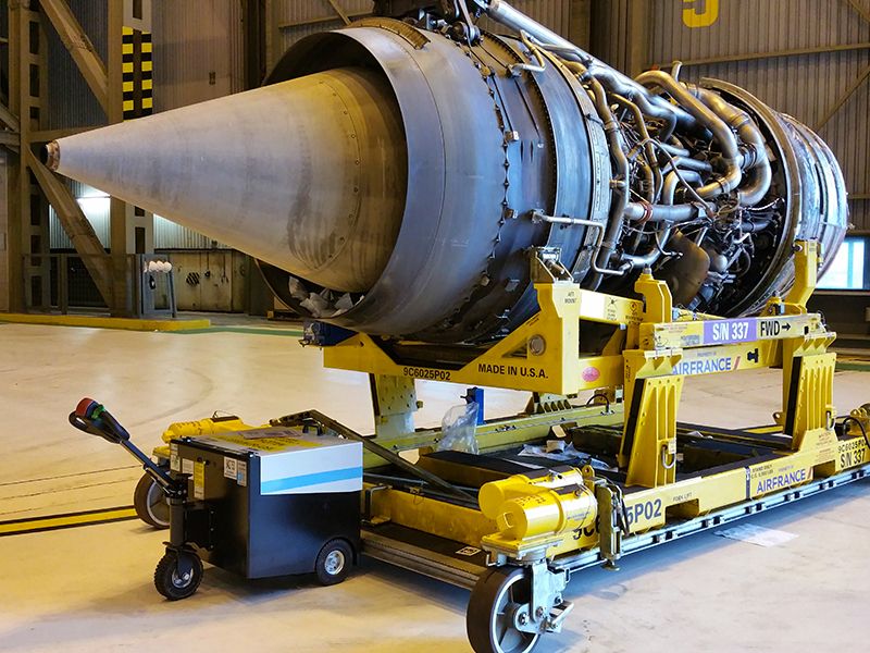 T6000 - Tracteur pousseur électrique Liftop - capacité 6000 kg - à conducteur accompagnant_2