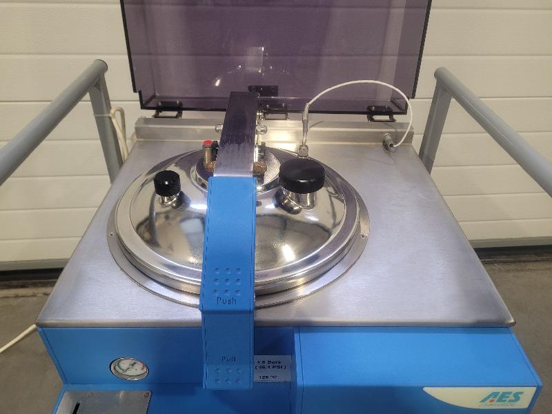 Autoclave / stérilisateur S8000 AES Biomerieux_2