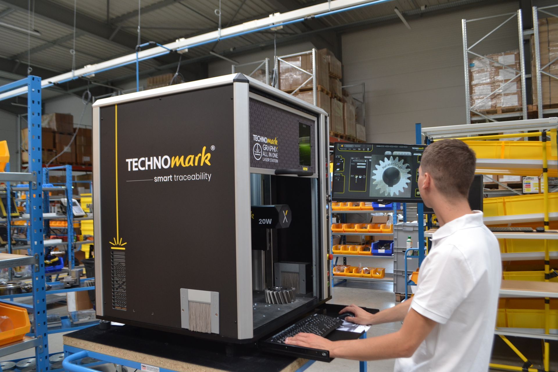 Station de marquage laser tout-en-un - caméra embarquée et logiciel intelligent avec base de données matériaux_2