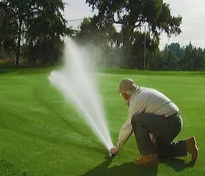 Arroseur      Toro    pour terrains de golf INFINITY®_2