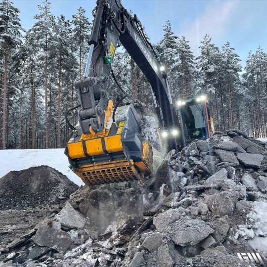 Godet concasseur Série VPCH - Fabrication finlandaise - Pour pelle de 22 à 40 tonnes - Marque VIPER METAL_2